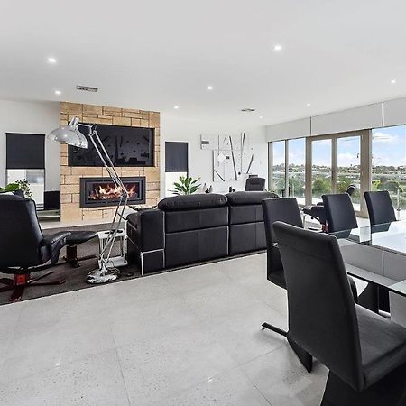 Apartamento Kennedy Executive Townhouse Mount Gambier Exterior foto